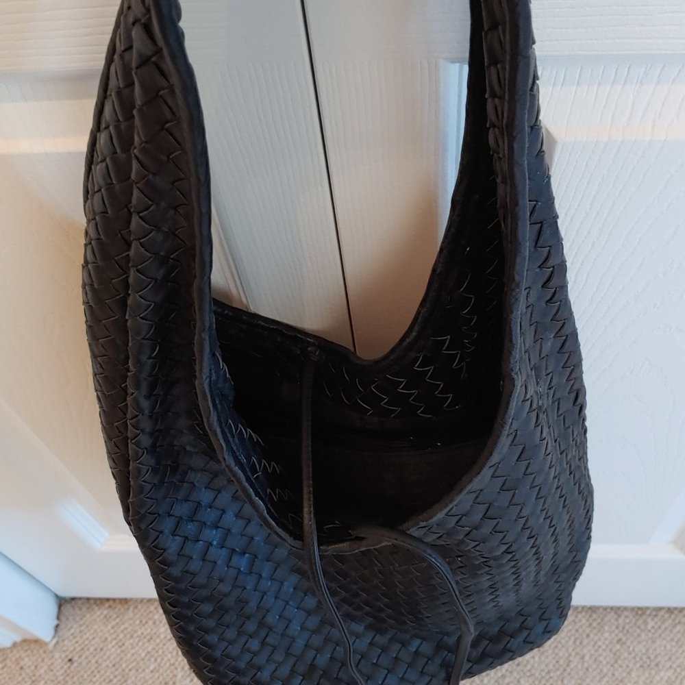 Ladies handbag, black woven leather by Renato Angi